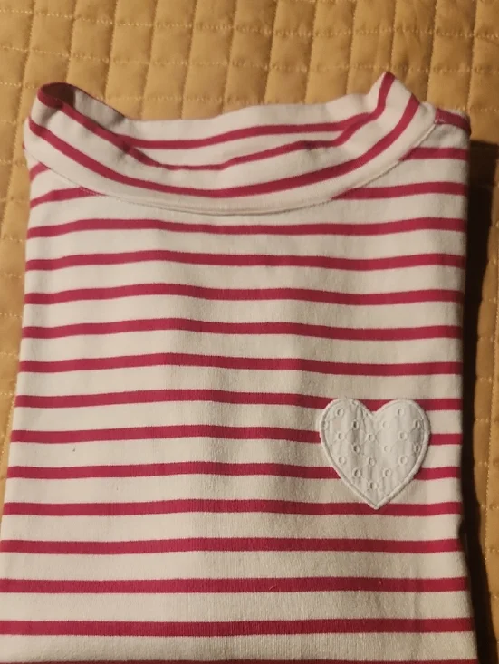 Talbots Pink and White Striped Long Sleeve Top with Heart Applique - Picture 5 of 6